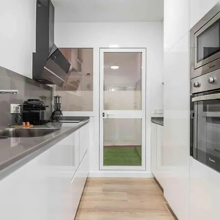 Lejlighed Bright And Modern By Rems